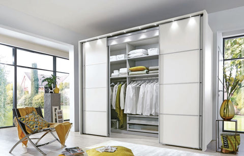 Kleiderschrank Multiplus