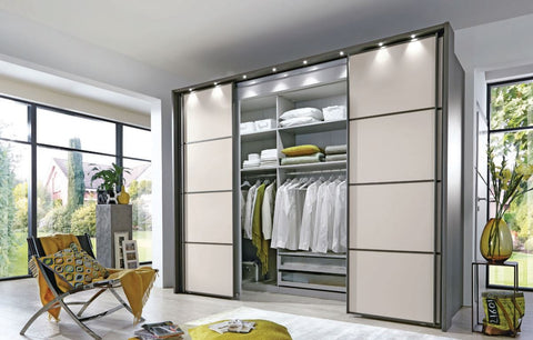 Kleiderschrank Multiplus