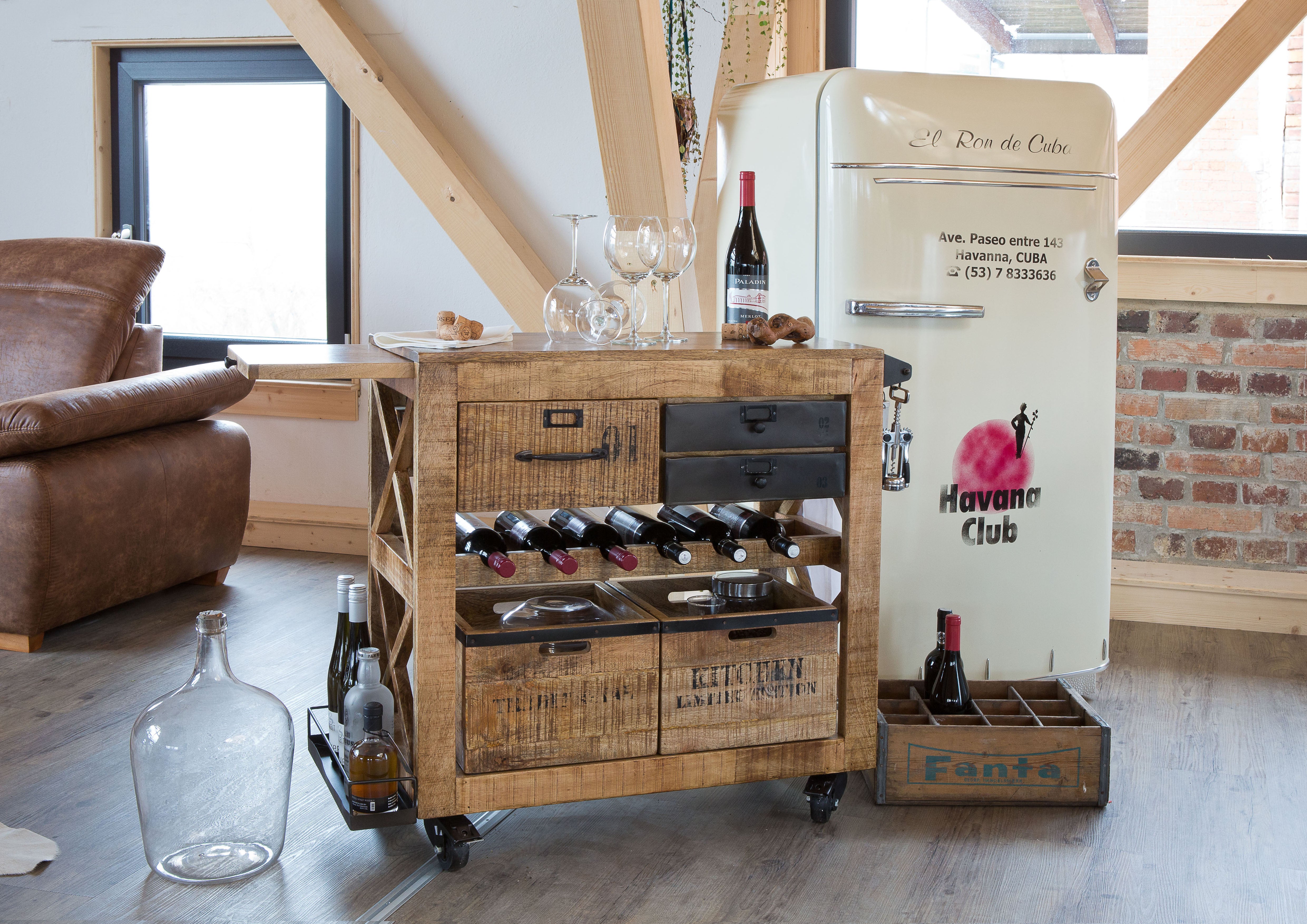 IN VINO VERITAS – Wein- Servierwagen
