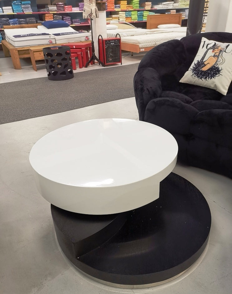 Salontisch Claire Designertisch