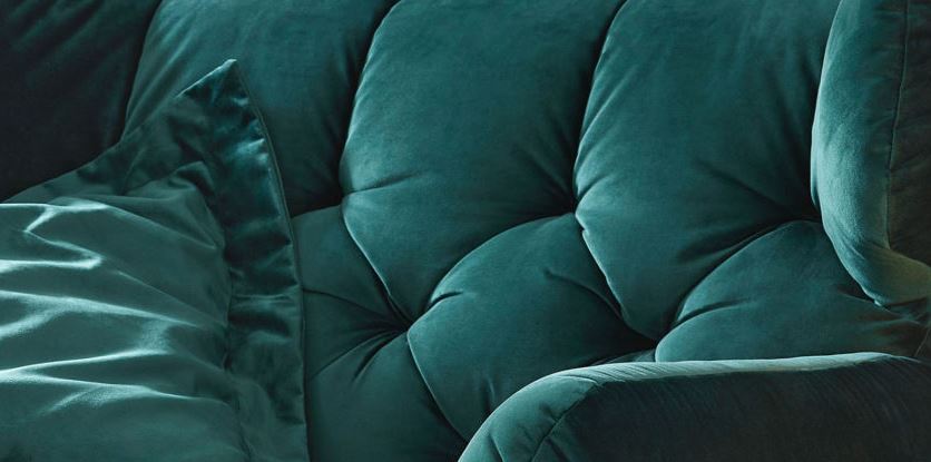 Langseat Modell Seventy im Bezug Velvet Smaragd