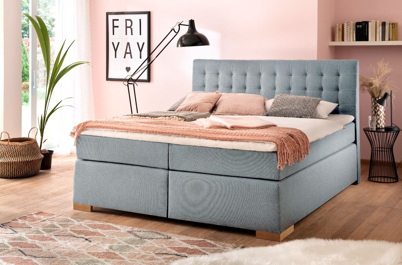 Boxspringbett mit verdeckten Bettkasten Leandra Sawana Kopfteil Kapituniert