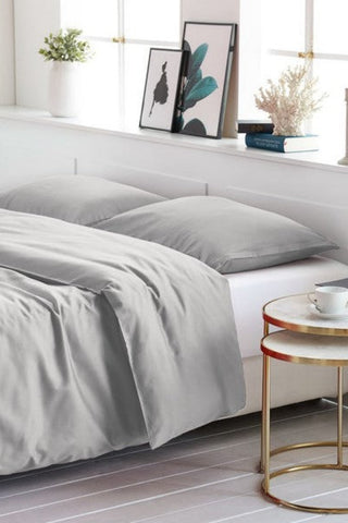 Linge de lit uni en satin