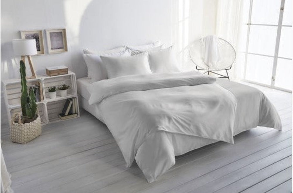 Linge de lit uni en satin