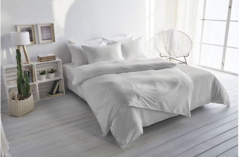 Linge de lit uni en satin
