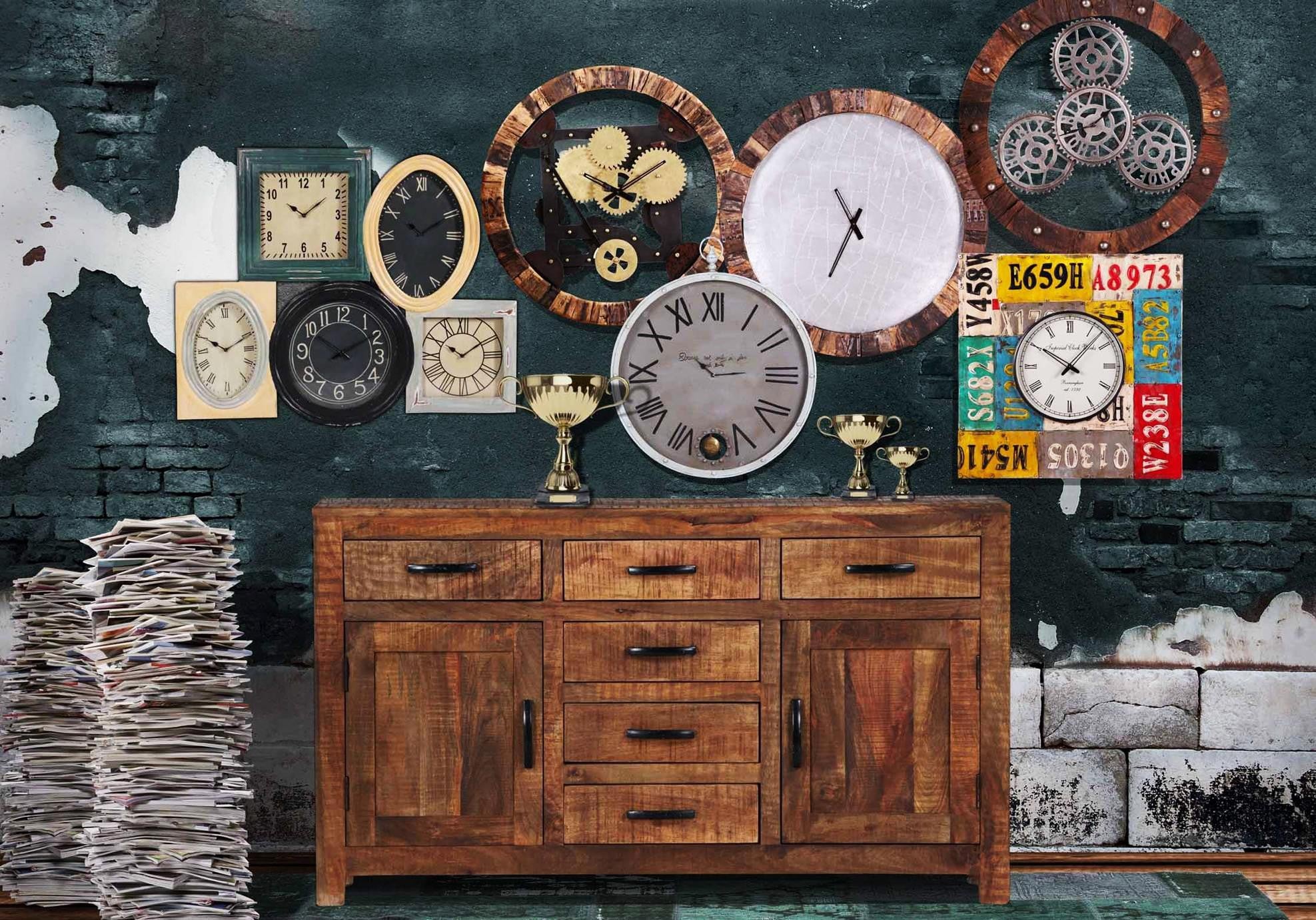 Uhr recycled Altholz